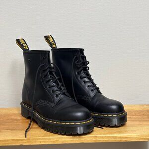 Black Dr. Martens - women's size 9